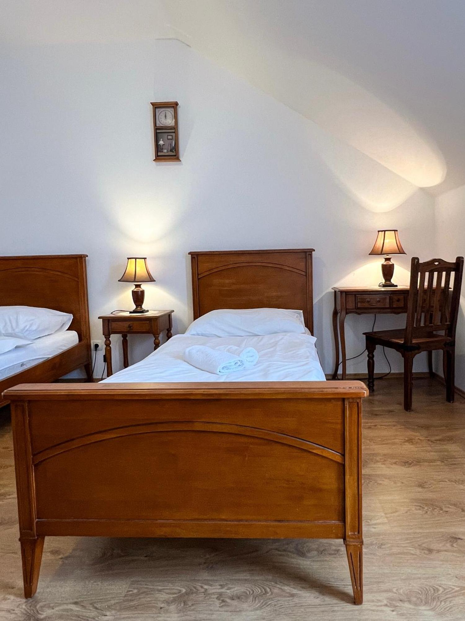 Hotel Lony 3*